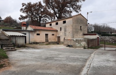 Pican surroundings - OPPORTUNITY - Two stone houses + garage + storage = GREAT INVESTMENT